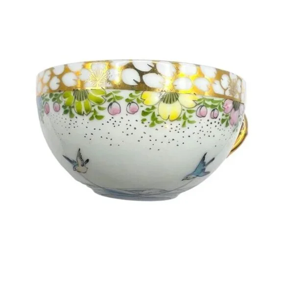 Handcrafted Earrings Made from Shattered Vintage English Fine Bone China Teacup - Picture 8 of 10